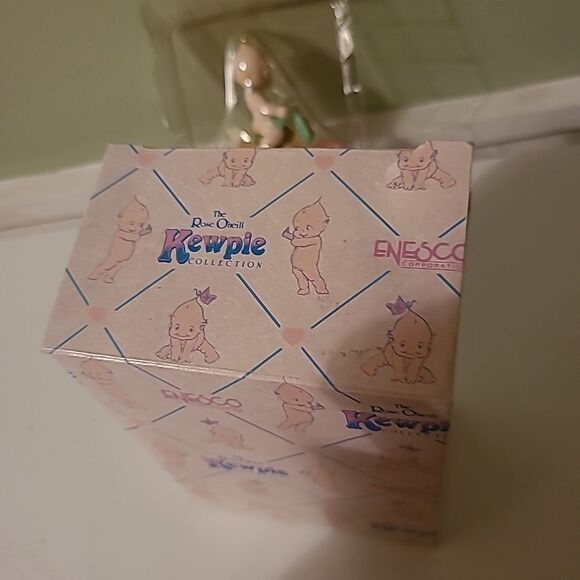 Rose O'neill Kewpie Collection - Picture 6 of 7